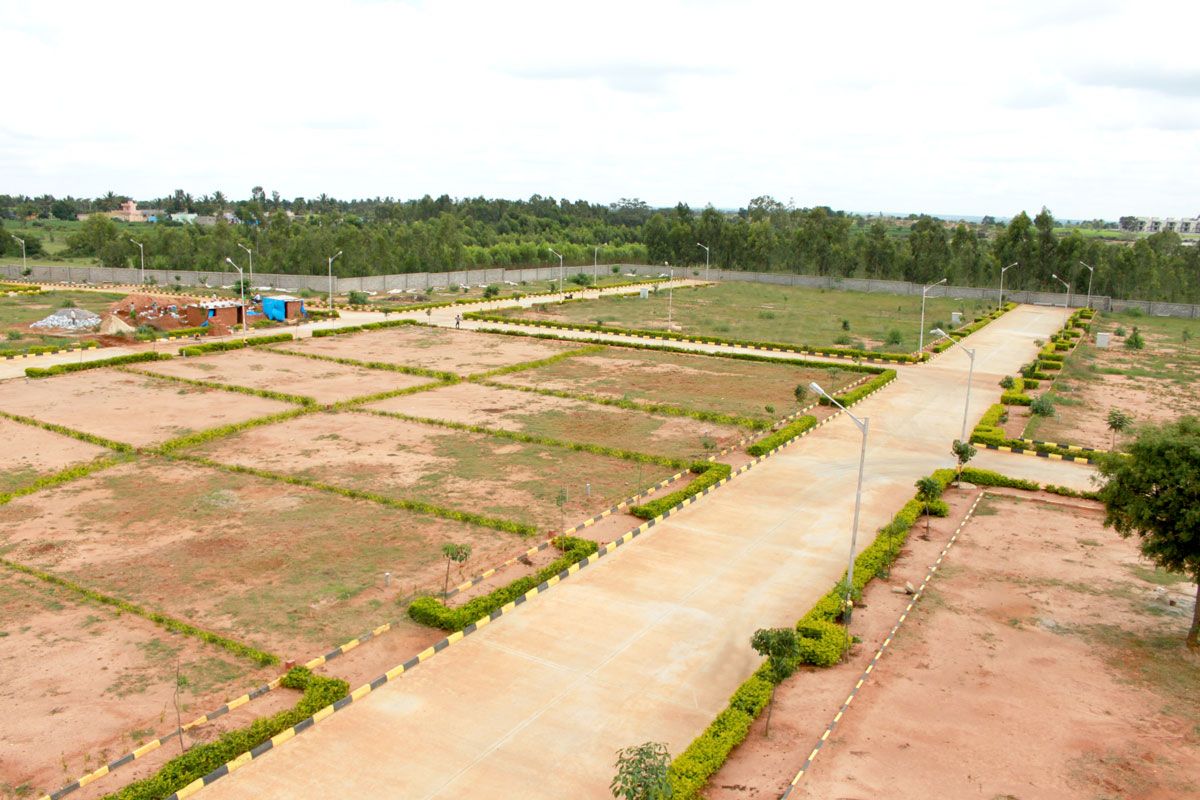 EQUITY HOMES LTD